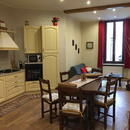 Lovely Apartments in centro Storico a Cuneo Esterno foto