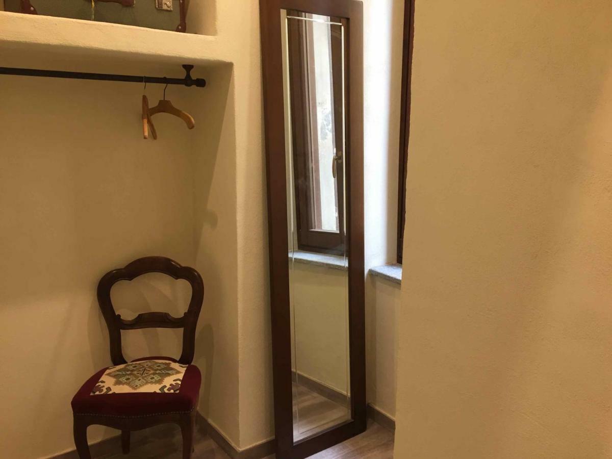 Lovely Apartments in centro Storico a Cuneo Esterno foto