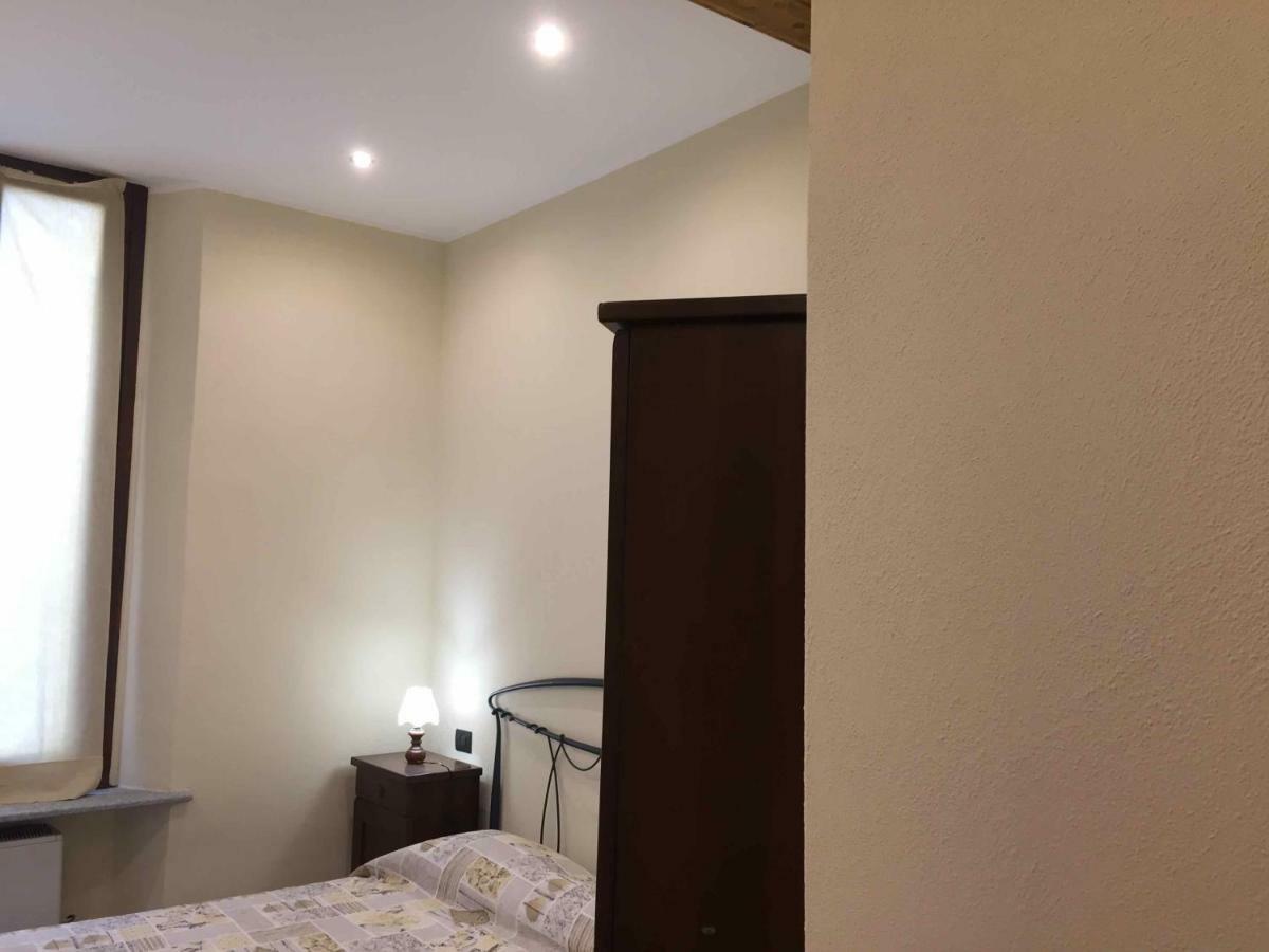 Lovely Apartments in centro Storico a Cuneo Esterno foto