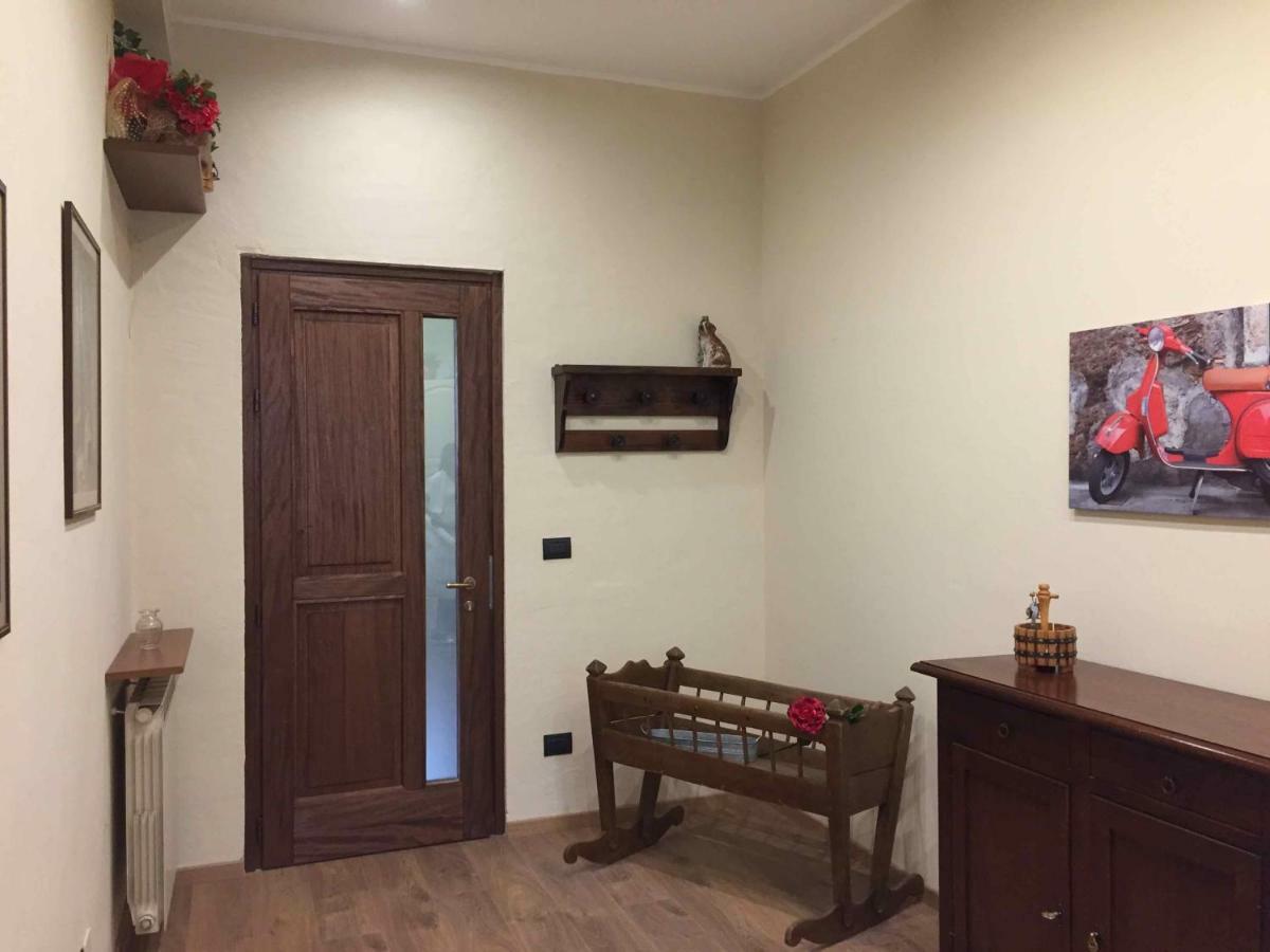 Lovely Apartments in centro Storico a Cuneo Esterno foto